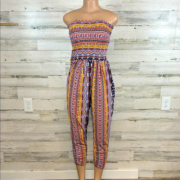 No Comment NY LA Strapless Jumpsuit Smocked Boho Ruche Ankle Size Women’s Large - Picture 1 of 8